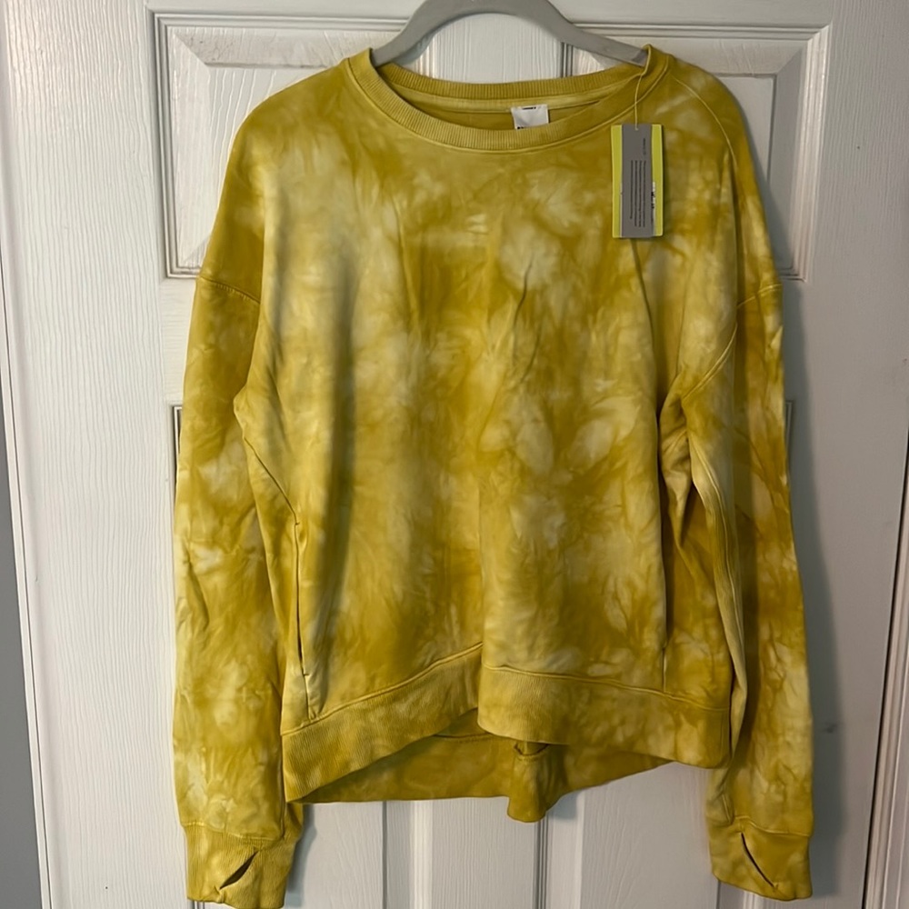 Sweatshirt